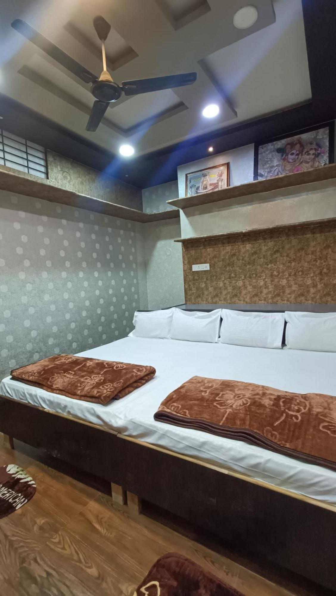 Mangaldeep Guest House Ujjain Esterno foto